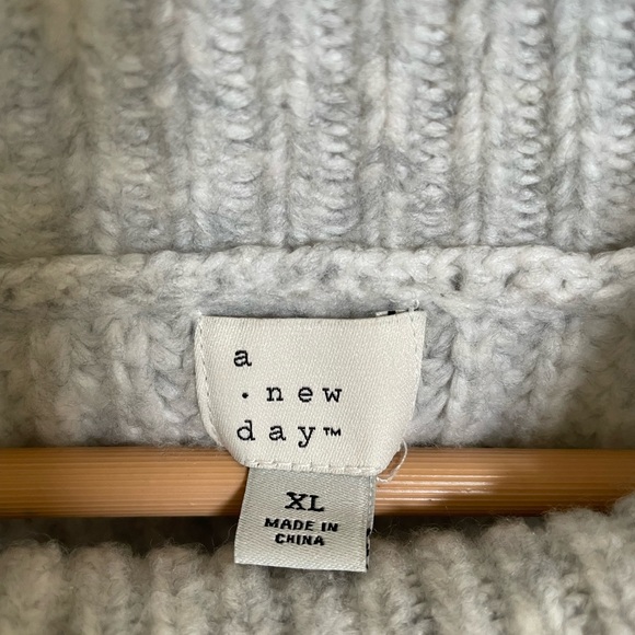 Gray Sweater from a new day, 1X - Picture 4 of 5